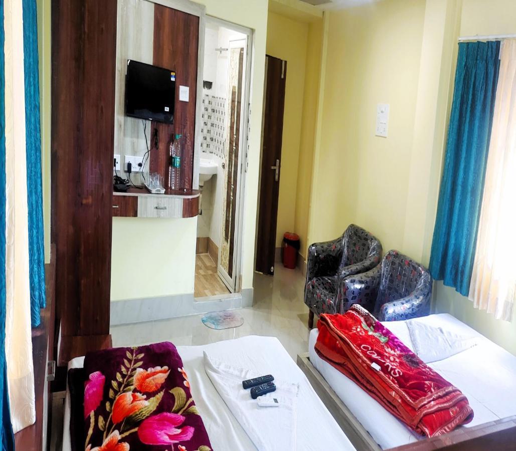 Staymaker Tirupati Guest House Kalkutta Exterior foto